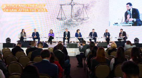 Oleh Malinevskyi moderated a panel at the international Justice Conference